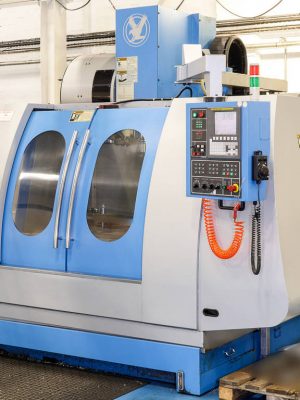 دستگاه فرز Machining center Dugard VMC 1300
